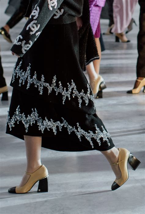 zapatos bicolor chanel